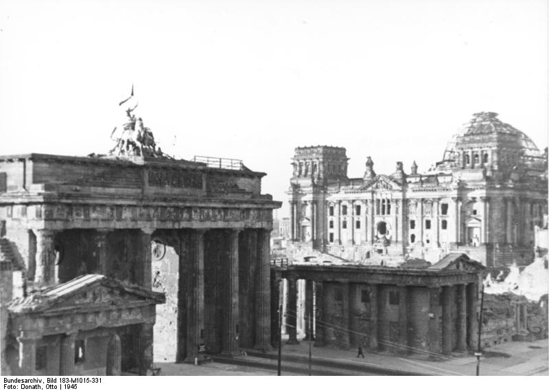 Brandenburg Gate in wartime